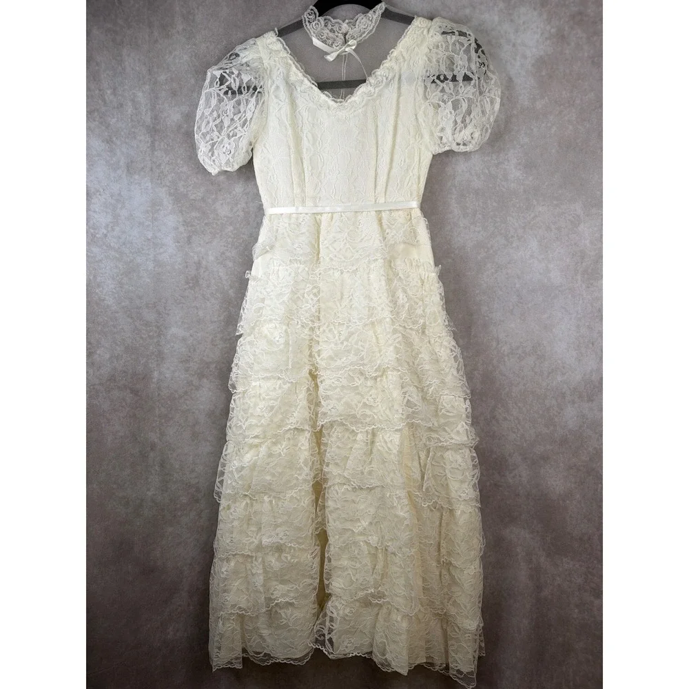 Vintage 70/80s Lace Tiered Dress Girls Size 7 Ivory Formal Flower Girl Unbranded